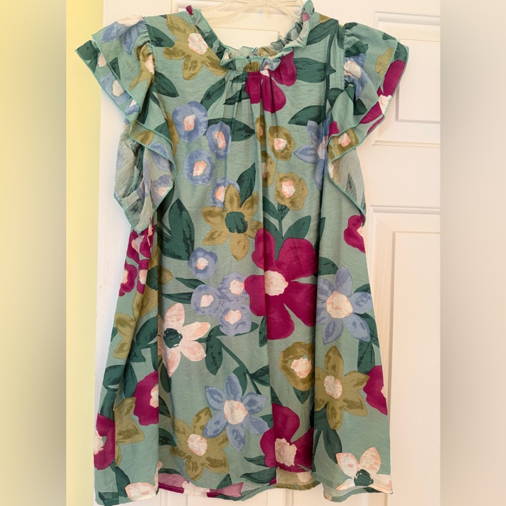 Entro Floral Ruffle Sleeve Top - Green and Pink